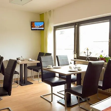 Szálloda Fraenkischer Hof *