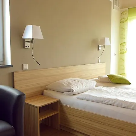 Fraenkischer Hof Szálloda *