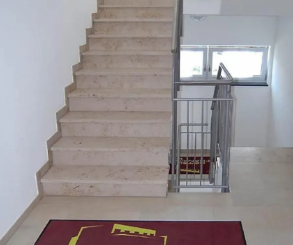 Fraenkischer Hof Buxheim (Eichstatt)